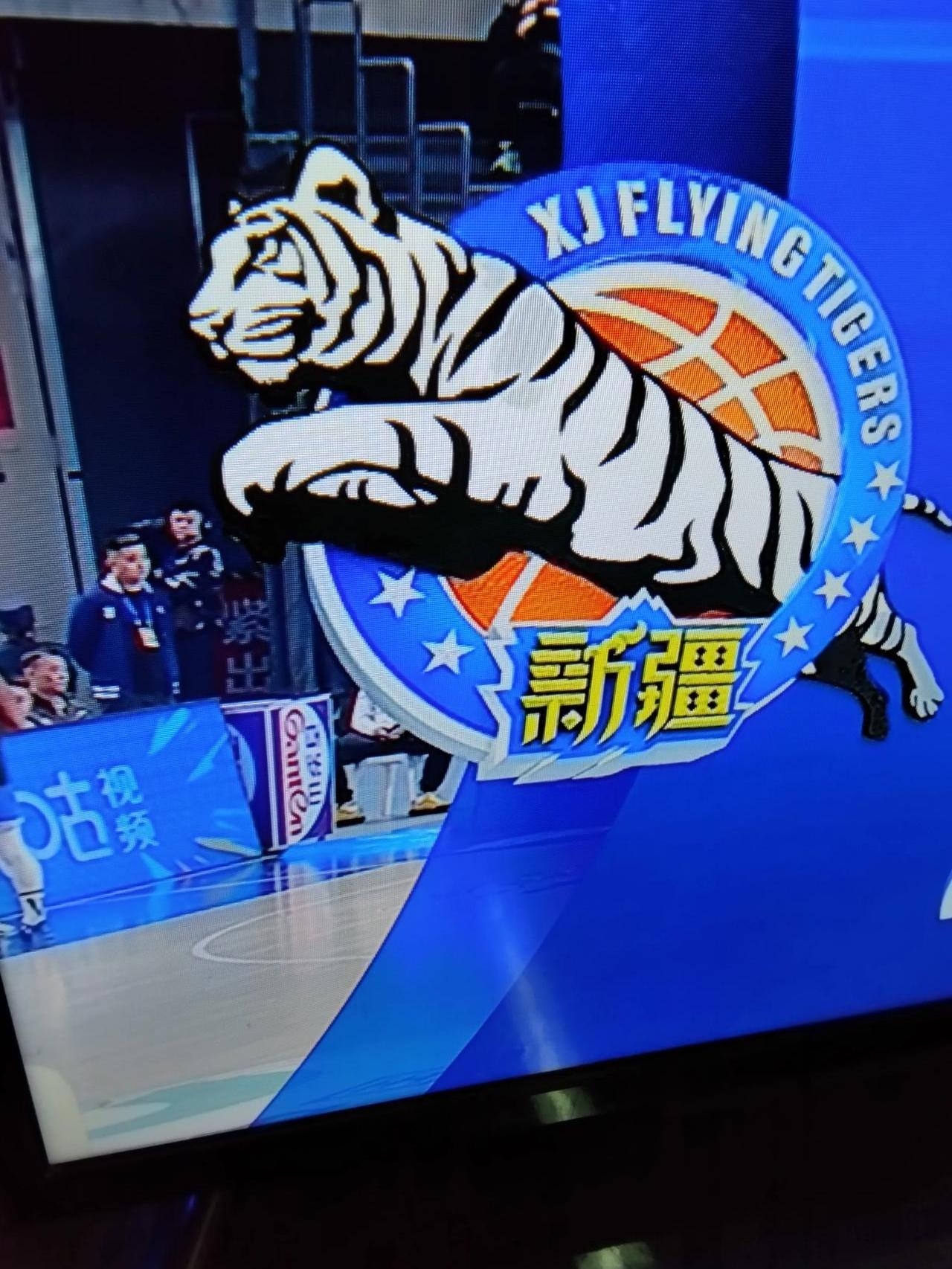 乐动体育官方入口-新疆队再夺胜利，实现胜利传奇再创辉煌